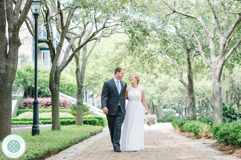 McCrady's Wedding in downtown Charleston, SC - Photos by Aaron and Jillian Photography -_0097